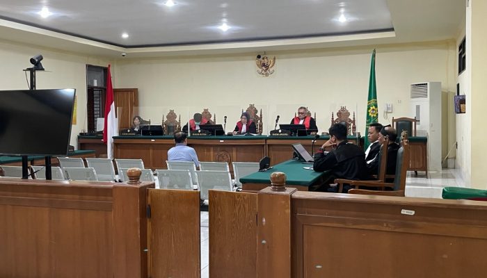 Majelis Hakim Pengadilan Tipikor Kendari Vonis Bebas Terdakwa Korupsi Eks Kadis PUPR Koltim