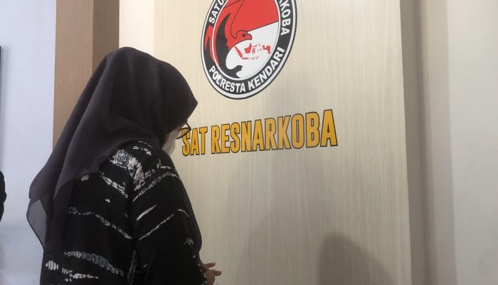 Pakai Sabu Agar Semangat Kerja, Janda di Kendari Ditangkap Polisi