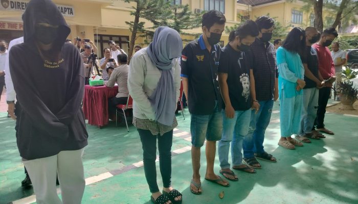 Razia Kos dan Penginapan di Kendari, Polisi Amankan 8 Penghuni Positif Narkoba