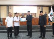 Pemkab Konsel Serahkan Empat Raperda ke DPRD untuk Dibahas