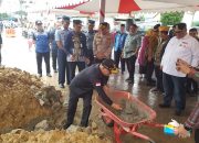 Bersama Gubernur dan Pj Walikota Kendari, Bupati Konsel Letakkan Batu Pertama Gerbang Batas Kota