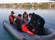 Belasan Korban Kecelakaan Kapal di Buteng Masih Hilang, Personel Basarnas Kendari Lakukan Penyelaman dan Pencarian Bawah Laut