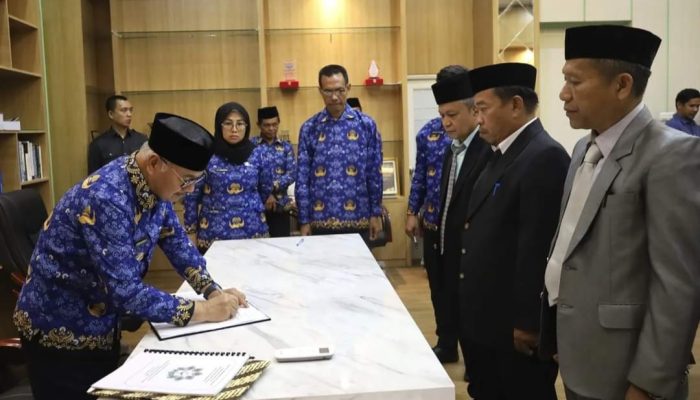 Tiga Pejabat Pimpinan Tinggi Pratama Pemkab Konsel Resmi Dilantik