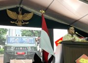 Prabowo Bangga Anak Bangsa Bisa Produksi Mobil Jip ‘Maung’