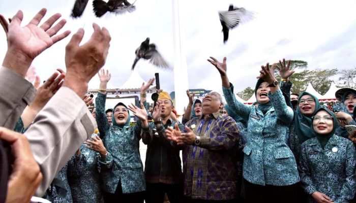 Gubernur Puji Pembukaan Jambore PKK Sultra di Kota Kendari