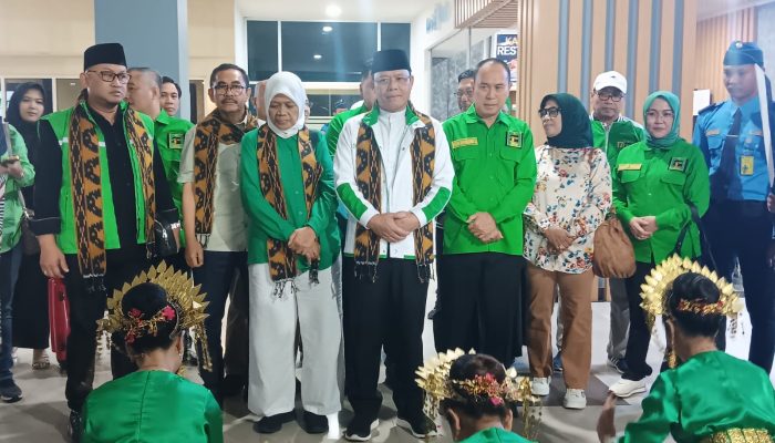 Pengurus PPP Sultra Sambut Kedatangan Ketua Umum Muhamad Mardiono di Bumi Anoa