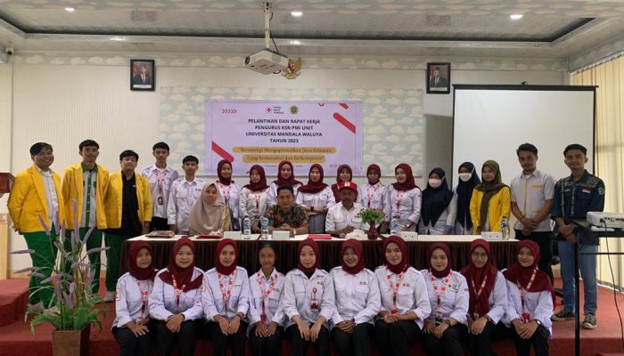 25 Pengurus KSR-PMI Unit Mandala Waluya Kendari Resmi Dikukuhkan 