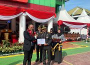 Bantu UMKM Daftar PT Perseorangan, Kanwil Kemenkumham Beri Penghargaan kepada KADIN Sultra