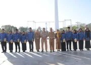 Pj Wali Kota Kendari Serahkan SK Pengangkatan kepala 421 PPPK Guru SD dan SMP