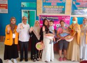 Mahasiswa Farmasi UHO Bersama BKKBN Sultra Sosialisasikan Stunting di Konawe Selatan
