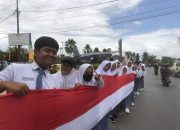 Semarak HUT RI ke-78, 17 Ribu Pelajar di Sulawesi Tenggara Bentangkan Bendera Merah Putih 17 Km