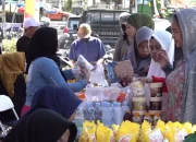 Disketapang Kota Kendari Buka Pasar Murah di Kelurahan Watu-Watu