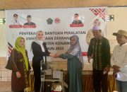 Dorong Pertumbuhan UMKM, Dekrnasda Konawe Serahkan Bantuan kepada Tiga UKM Binaan