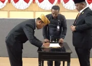 DPRD dan Pemkot Kendari Tetapkan Perda APBD-P Tahun 2023