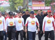 Pj Gubernur Sultra Bersama Pj Wali Kota Kendari Ikuti Jalan Sehat Lembaga Adat Tolaki