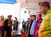 Pj Bupati Bombana Kukuhkan Dewan Pengurus Kerukunan Keluarga Buton-Bombana Periode 2023-202