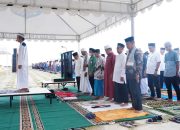 Pemkab Bombana bersama Masyarakat Laksanakan Sholat Istisqo