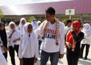 Potret Perjuangan Leni Siswi Yatim Piatu Di Wakatobi dalam Menuntut Ilmu, Ke Sekolah Berjalan Kaki 14 KM