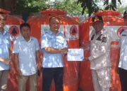 BPBD Kota Kendari Terima 4 Tandon Air dari PLN Kendari Atasi Dampak Elnino