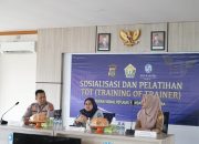 PT Jasa Raharja Sultra Bersama Ditlantas Polda Sultra Gelar TOT Penggunaan Aplikasi Signal ke Petugas Samsat 