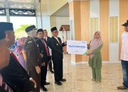 BPJamsostek bersama Bupati Konsel Serahkan Santunan kepada 20 Ahli Waris Aparat dan Pekerja Rentan Desa