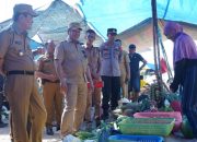Tekan Inflasi, Bupati Konut Lakukan Sidak di Pasar Kecamatan Molawe