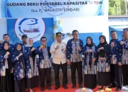 Pj Wali Kota Kendari Resmikan Gudang Beku Portabel Kapasitas 10 Ton Bantuan Dari KKP RI