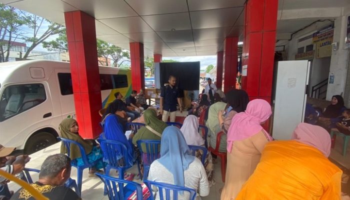 BPJAMSOSTEK Edukasi Pentingnya Program Jamsostek ke Pedagang Pasar Lapulu Kendari