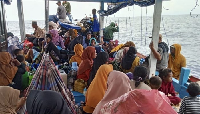 Kapal Berpenumpang 43 Orang Rute Baubau-Busel Mengalami Mati Mesin di Perairan Batuatas