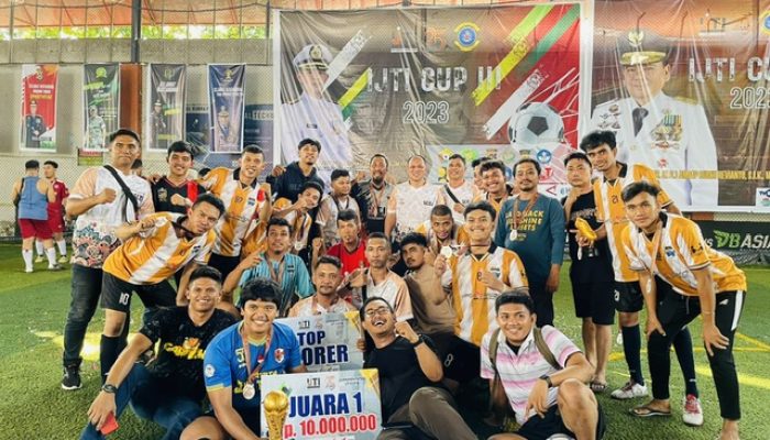 Pj Gubernur Sultra Tutup Turnamen Futsal IJTI Cup III, Kontributor FC Sabet Juara 1