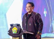 Pj Gubernur Sultra Buka Karnaval Tenun Sultra 2023