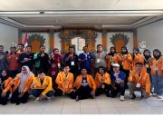 Mahasiswa KKN Tematik UHO Perkenalkan Microwave kepada Masyarakat Kolaka Timur 