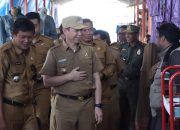 Usai Dilantik, Pj Bupati Kolaka Mengunjungi Pasar Raya Mekongga