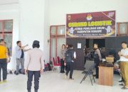 Kapolres Konawe Tinjau Proses Penyortiran Surat Suara Pemilu 2024 di KPU Konawe