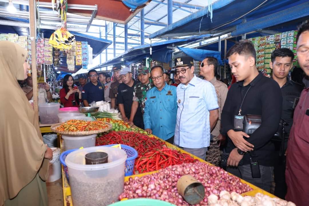 Pj Bupati Bombana Edy Suharmanto Dan Tim TPID