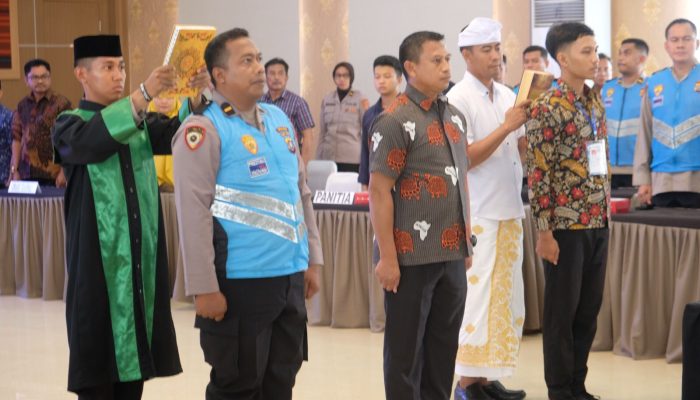 Wujudkan Transparansi Penerimaan SIPPS 2024, Polda Sultra Gelar Sumpah dan Penandatanganan Pakta Integritas