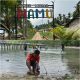 Penanaman bibit mangrove di Desa Wisata Namu, Kecamatan Laonti, Kabupaten Konawe Selatan