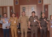 Pj Wali Kota Kendari Kunjungi Kejari Kendari Sampaikan Penataan dan Penertiban Kota