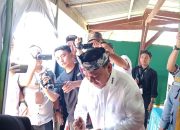 Pj Gubernur Sultra Gunakan Hak Pilih di TPS 16 Kecamatan Mandonga