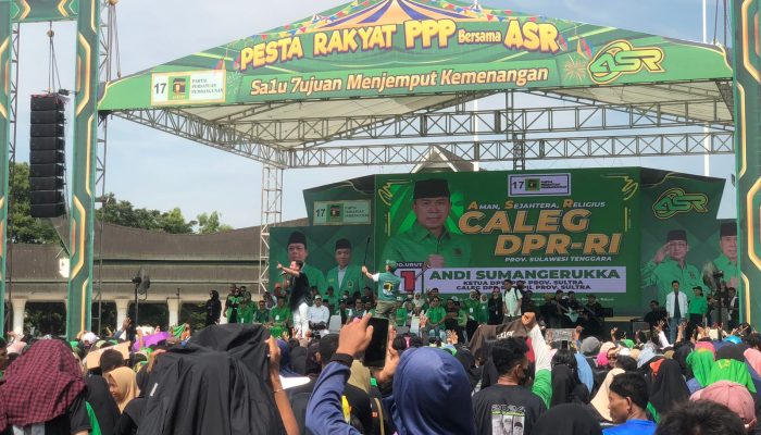 Ribuan Masyarakat Meriahkan Pesta Rakyat PPP Sultra Bersama ASR