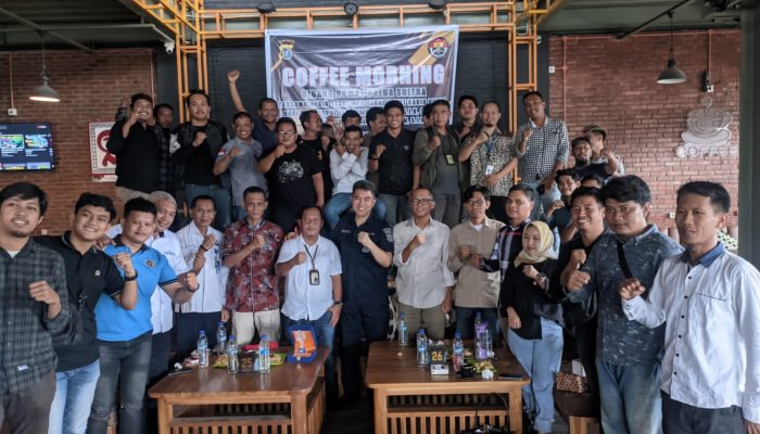 Coffee Morning Bersama Insan Pers, Kabid Humas Polda Sultra Ferry Walintukan Pamit