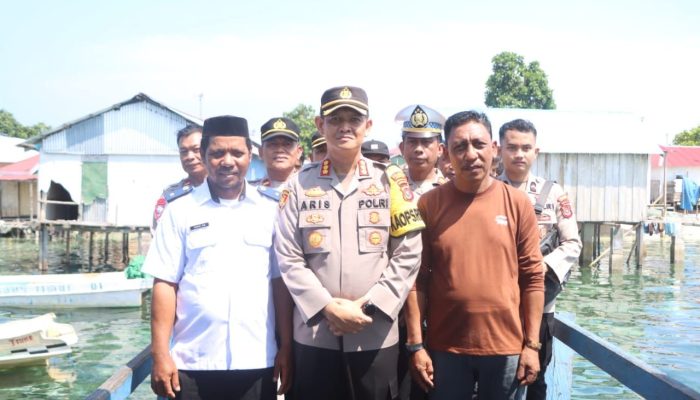 Kapolresta Kendari Tinjau Lokasi Tempat Pemungutan Suara di Pulau Saponda