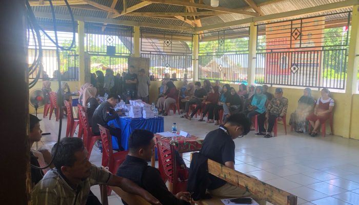 Antusias Warga Mataiwoi Konsel Salurkan Hak Suara Pemilu di TPS 02