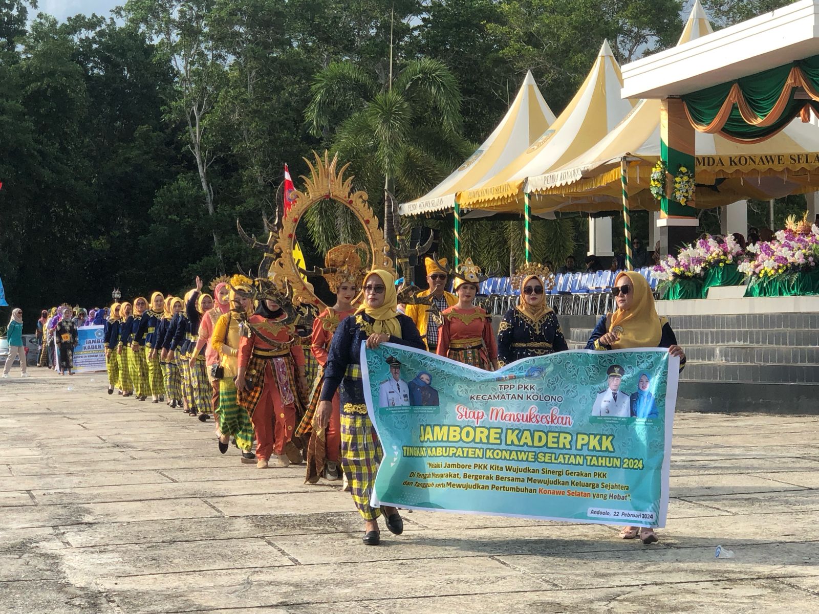 Lomba Parade Nusantara saat Pembukaan Jambore Kader PKK se-kabupaten Konawe Selatan