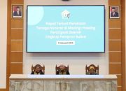 Sekda Sultra Pimpin Rapat Penataan Tenaga Honorer Lingkup Pemprov Sultra