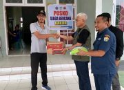 Peduli Warga Terdampak Bencana di Kota Kendari, Sekda Sultra Salurkan Bansos di 10 Kecamatan 