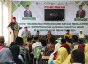 Buka Workshop PPG Tingkat Kabupaten Bateng, Kakanwil Kemenag Sultra: Guru Wajib Miliki Empat Kompetensi
