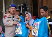 Ditpolairud Polda Sultra Salurkan Bantuan kepada Korban Banjir di Jalan Lasolo