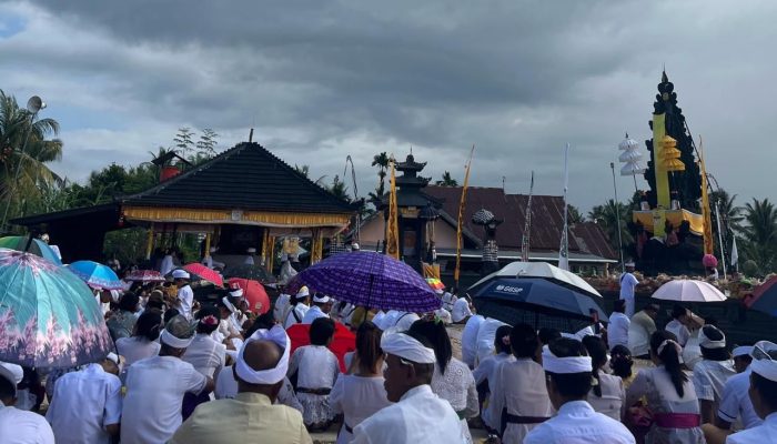 Umat Hindu di Jati Bali Konsel Rayakan Hari Galungan