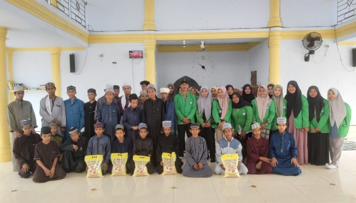 BEM STAI Wakatobi Gelar Bakti Sosial di Pondok Pesantren Al-Ansor